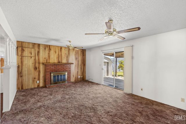 203 Suzanne Lane, Taft, CA 93268