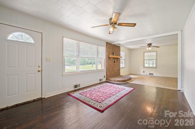 147 Oakdale Circle, Mocksville, NC 27028