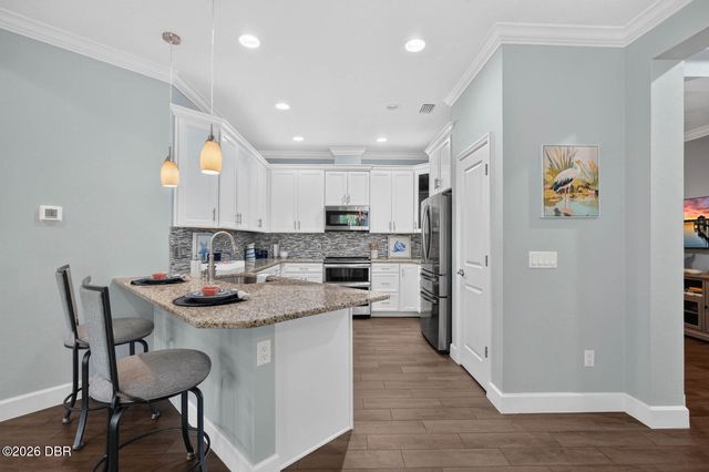 385 Coral Reef Way, Daytona Beach, FL 32124