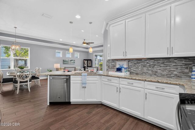 385 Coral Reef Way, Daytona Beach, FL 32124