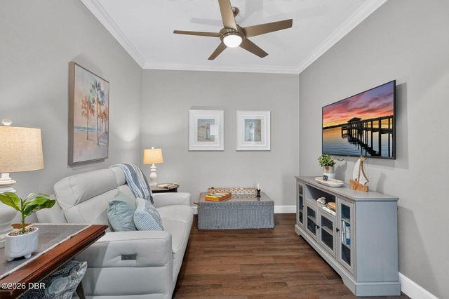 385 Coral Reef Way, Daytona Beach, FL 32124