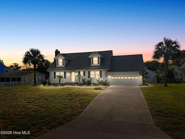 316 NE 58th Street, Oak Island, NC 28465