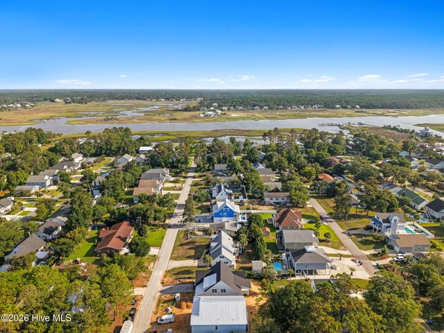 316 NE 58th Street, Oak Island, NC 28465