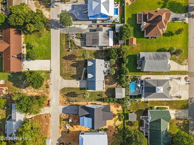 316 NE 58th Street, Oak Island, NC 28465