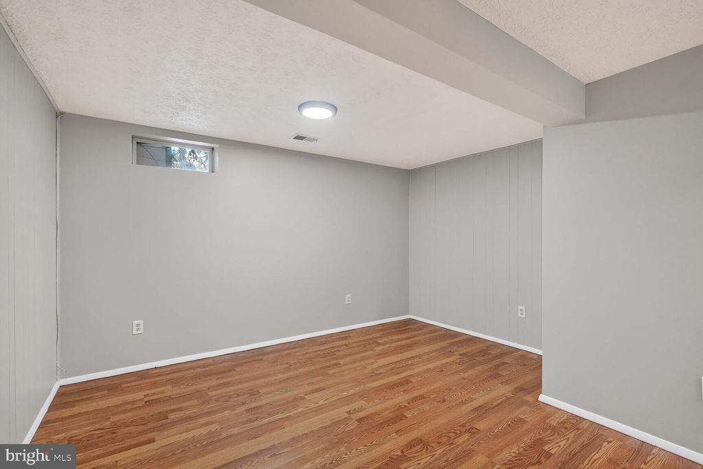 Image 10 of property listing at 9931 CANVASBACK WAY, Damascus, MD 20872