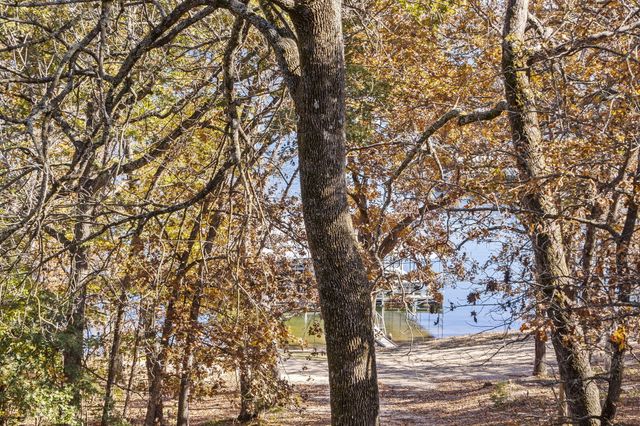 207 Bar M Lane 20, Branson West, MO 65737