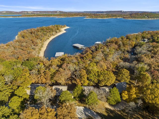 207 Bar M Lane 20, Branson West, MO 65737