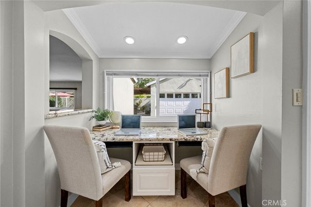 709 E Catalina, Santa Ana, CA 92706