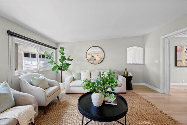 709 E Catalina, Santa Ana, CA 92706