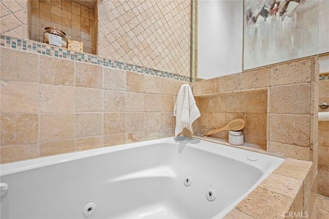 709 E Catalina, Santa Ana, CA 92706