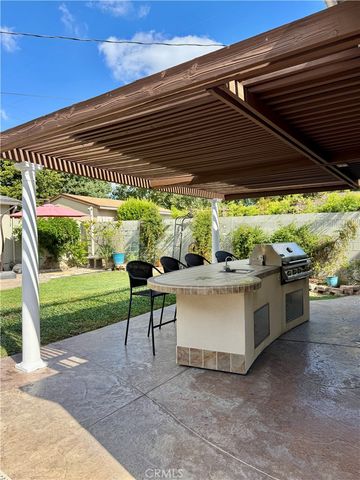709 E Catalina, Santa Ana, CA 92706