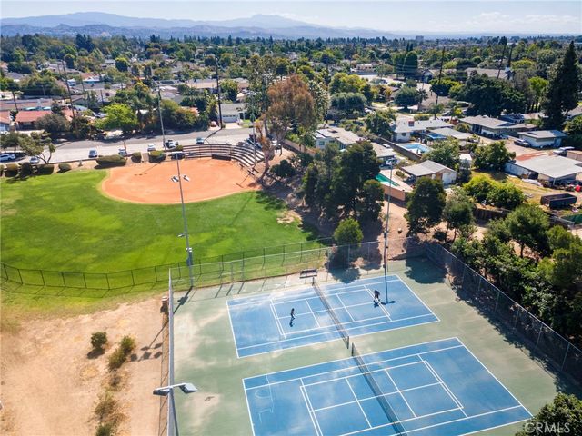 709 E Catalina, Santa Ana, CA 92706