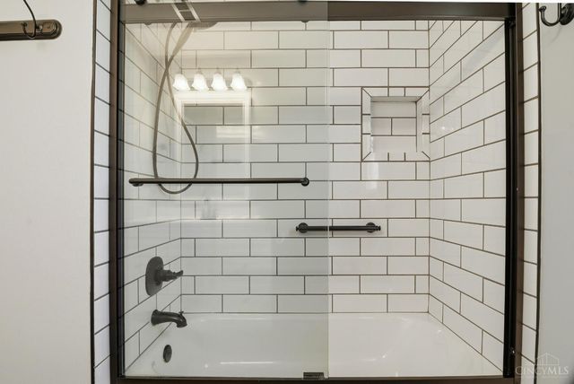 7225 Lesourdsville West Chester Road, West Chester, OH 45069