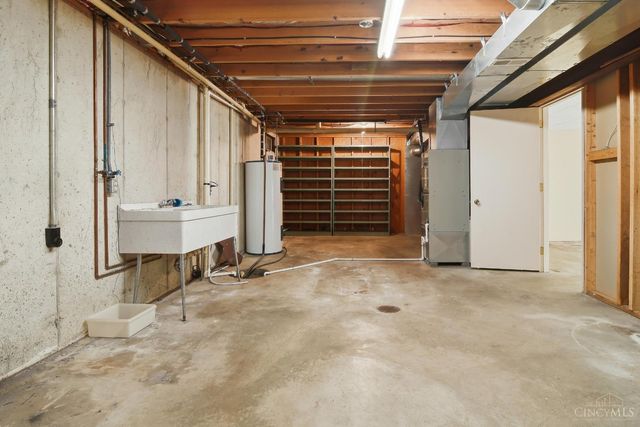 7225 Lesourdsville West Chester Road, West Chester, OH 45069