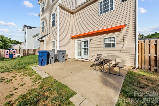 8423 Mossy Cup Trail, Harrisburg, NC 28075