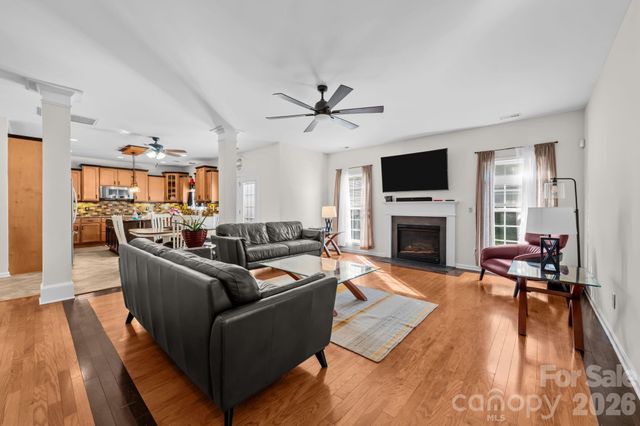8423 Mossy Cup Trail, Harrisburg, NC 28075