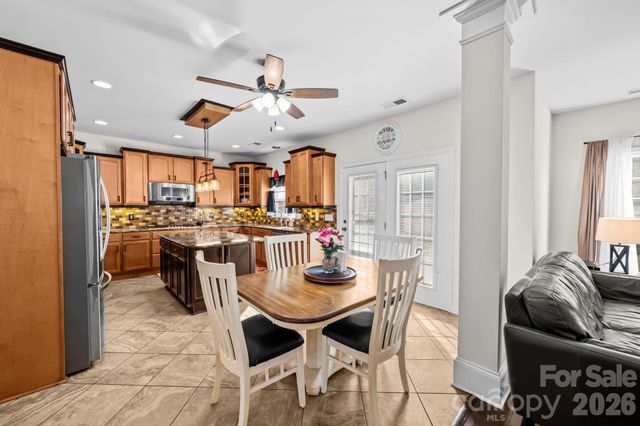 8423 Mossy Cup Trail, Harrisburg, NC 28075