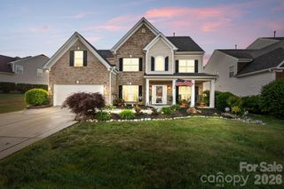 8423 Mossy Cup Trail, Harrisburg, NC 28075
