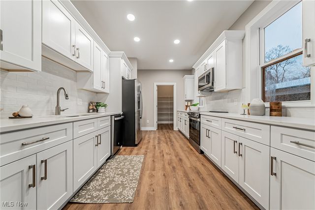 1855 Woodlawn Avenue, East Cleveland, OH 44112