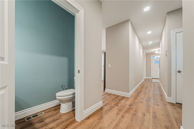 1855 Woodlawn Avenue, East Cleveland, OH 44112