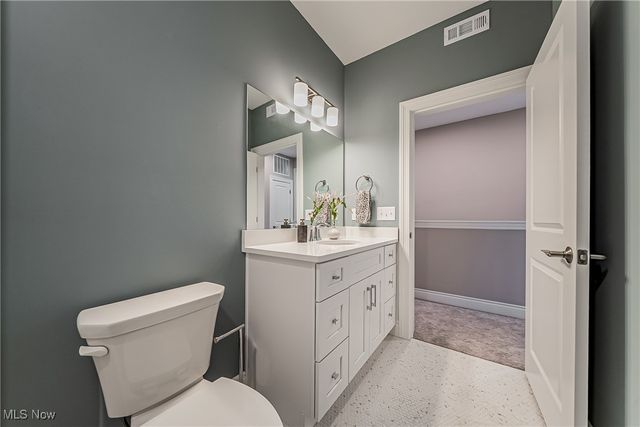 1855 Woodlawn Avenue, East Cleveland, OH 44112