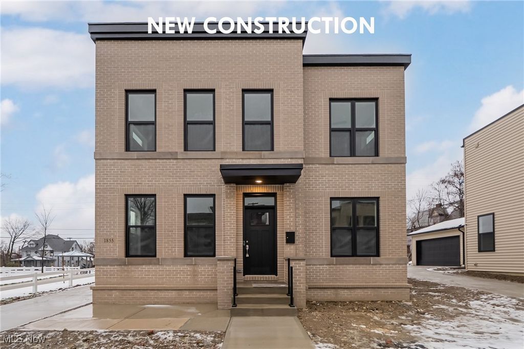 1855 Woodlawn Avenue, East Cleveland, OH 44112
