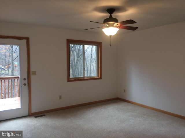 2376 HIGH TOP RD, Linden, VA 22642