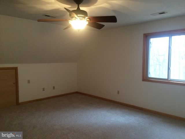 2376 HIGH TOP RD, Linden, VA 22642