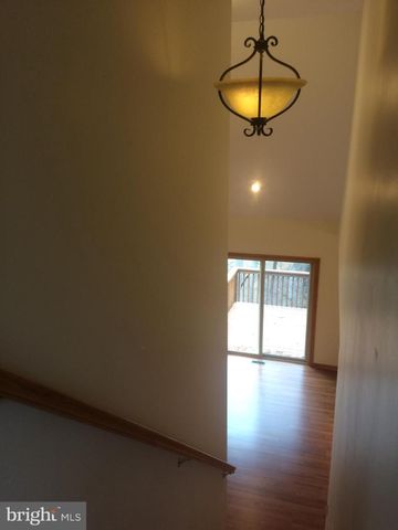 2376 HIGH TOP RD, Linden, VA 22642