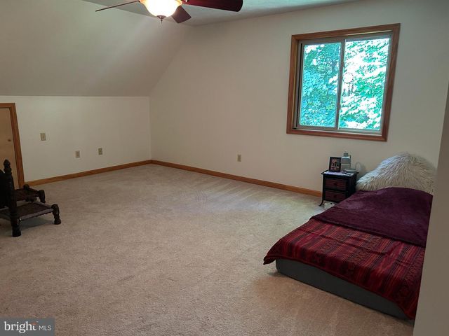2376 HIGH TOP RD, Linden, VA 22642