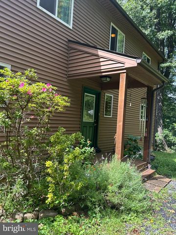 2376 HIGH TOP RD, Linden, VA 22642