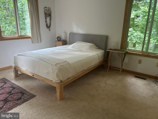 2376 HIGH TOP RD, Linden, VA 22642