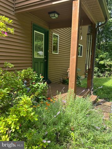 2376 HIGH TOP RD, Linden, VA 22642