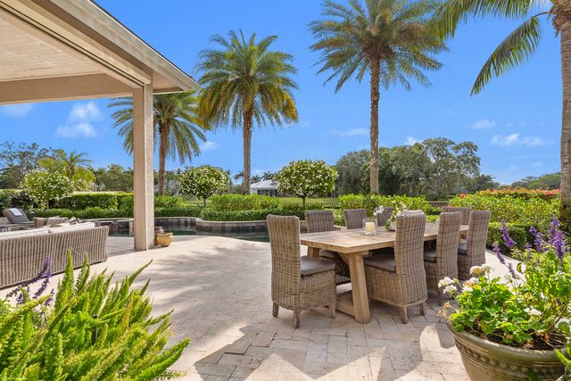 2990 Twin Oaks Way, Wellington, FL 33414