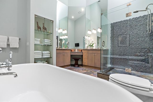 2990 Twin Oaks Way, Wellington, FL 33414