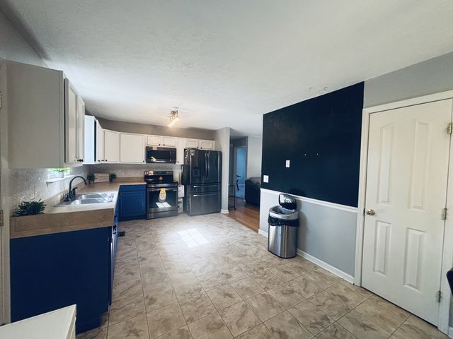 111 Ridgepark Ct, Murfreesboro, TN 37130