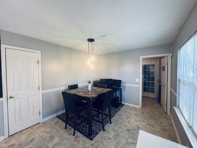 111 Ridgepark Ct, Murfreesboro, TN 37130