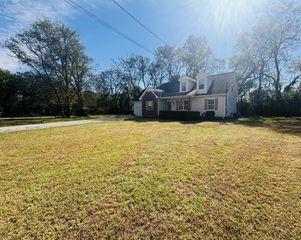 111 Ridgepark Ct, Murfreesboro, TN 37130