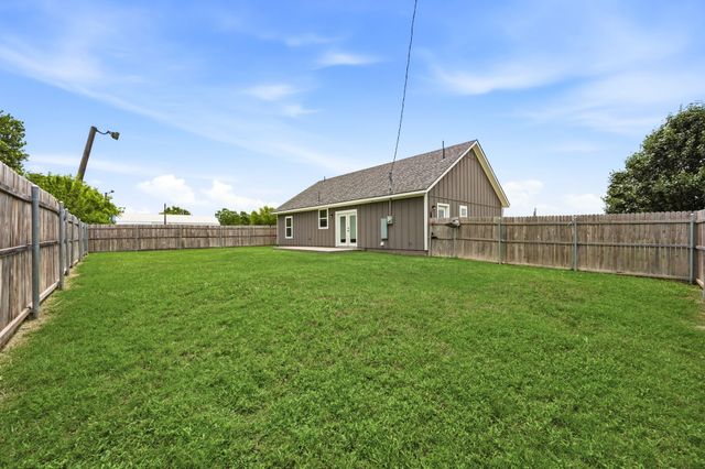 106 Billy Dale Court, Hackberry, TX 75036