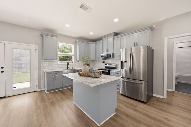 106 Billy Dale Court, Hackberry, TX 75036
