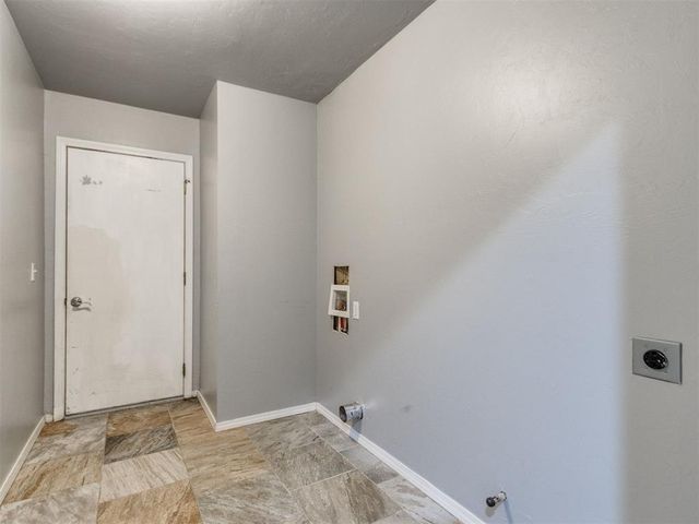 8213 NW 121st Street, Oklahoma City, OK 73162