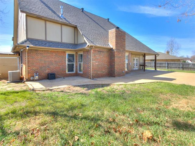 8213 NW 121st Street, Oklahoma City, OK 73162