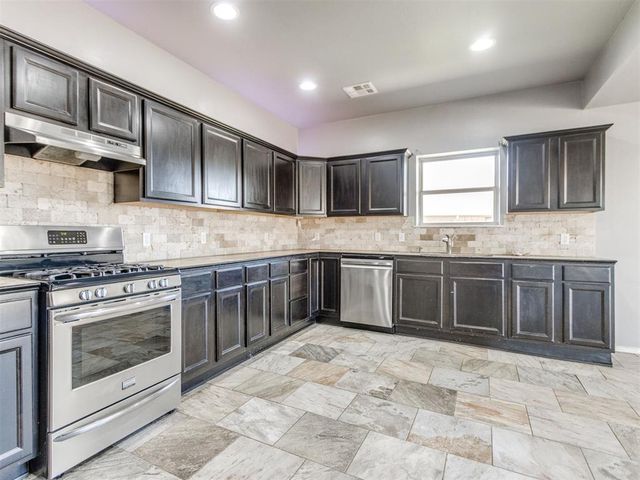 8213 NW 121st Street, Oklahoma City, OK 73162