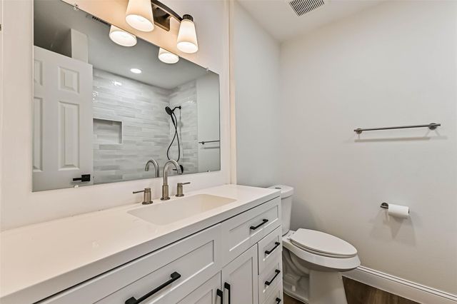 229 Burkett Street, Richwood, TX 77531