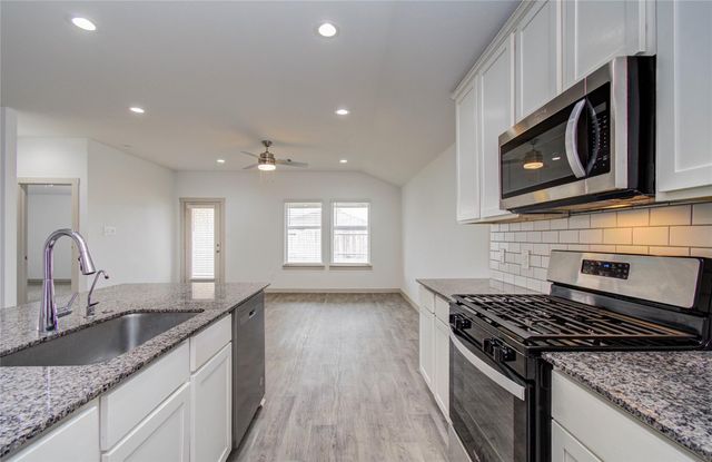 10602 Great Basin Drive, Rosharon, TX 77583