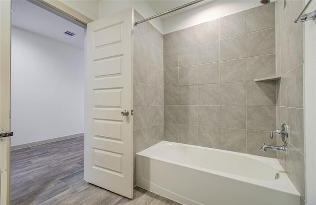 10602 Great Basin Drive, Rosharon, TX 77583