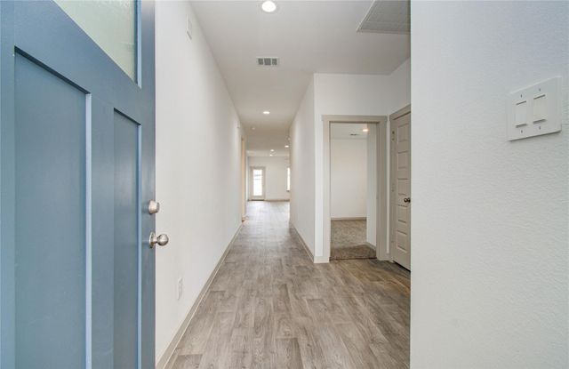 10602 Great Basin Drive, Rosharon, TX 77583