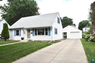 1620 S West Ave, Sioux Falls, SD 57105