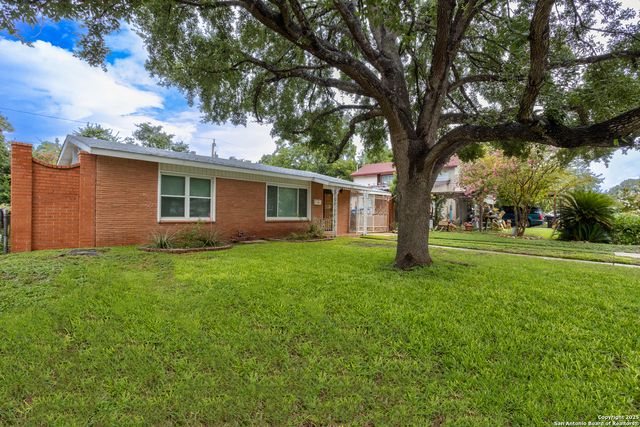 230 Ravenhill, San Antonio, TX 78214
