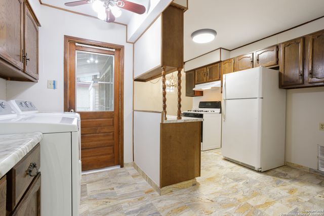 230 Ravenhill, San Antonio, TX 78214
